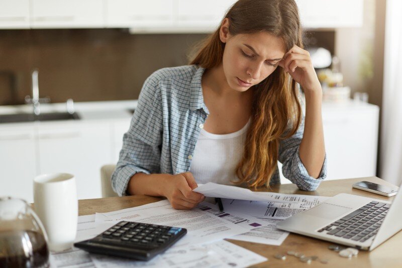 A homeowner calculates how much he must pay on HOA fees.