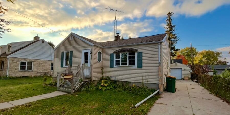 House on Evergreen Avenue in Fond du Lac purchased as-is for cash by CB Home Solutions
