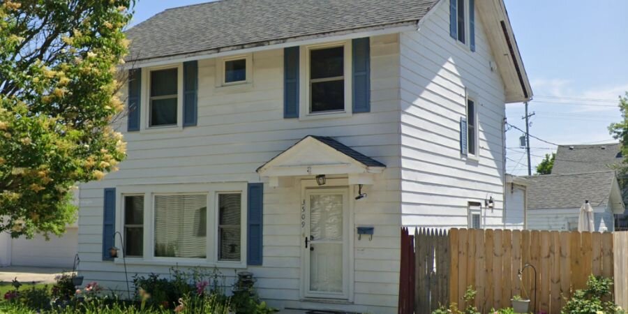 home purchased in cash by CB Home Solutions