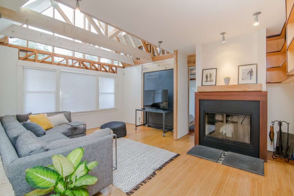 5 Things Your Agent is Responsible For When Buying a House in Greater Cincinnati Area or Northern Kentucky - Living room