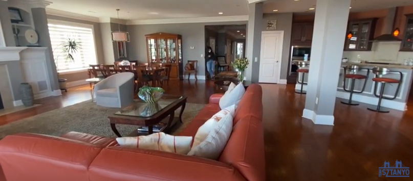 Luxury Condos in Cincinnati, OH- Living Room