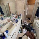 Tips For Decluttering Your Home Before It Goes On The MLS in Cincinnati- Messy Bath