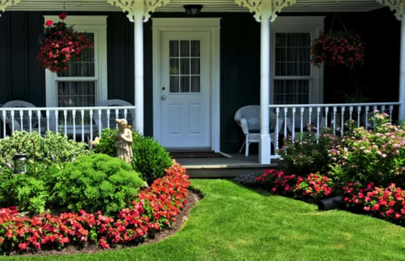 Amp Up the Curb Appeal of Your Home on a Budget - Landscape