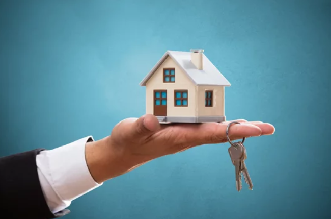 Hiring a Property Manager in Greater Cincinnati- Mini House