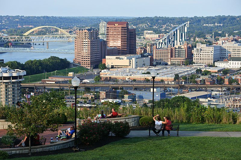 Is it Better to Live in OH or KY?- park