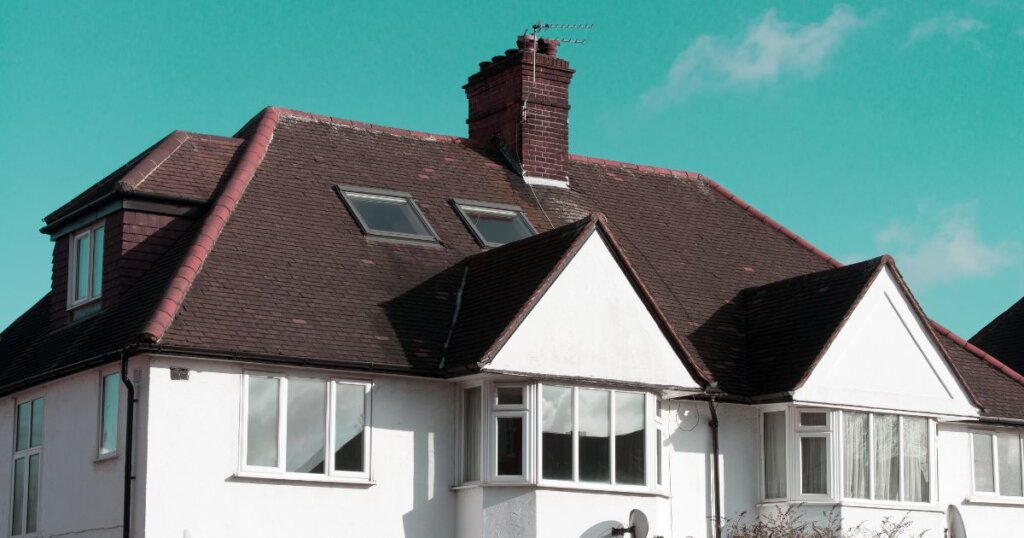Hidden Agendas: Unraveling the Deceptive Tactics of Sell My House Fast, We Buy Houses Near Me Schemes