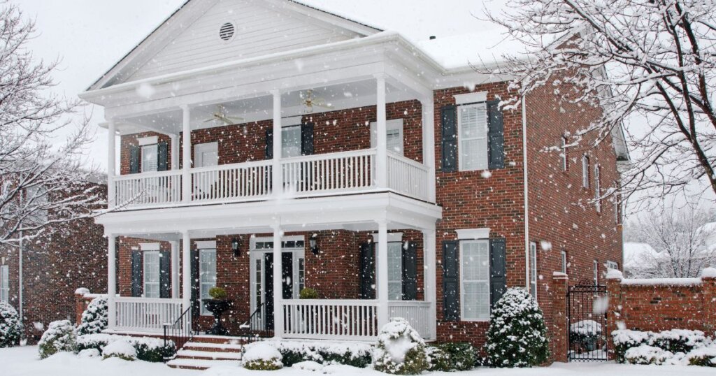 Glitz or Gloom? The Underbelly of Atlanta's Modern Luxury Homes