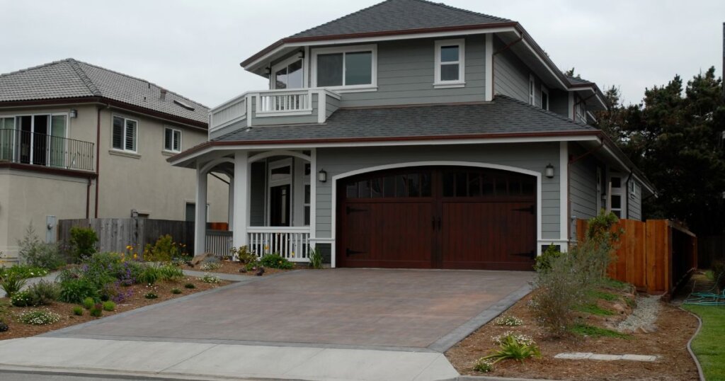 Buying and Selling Houses: The Ugly Truth Behind the Industry