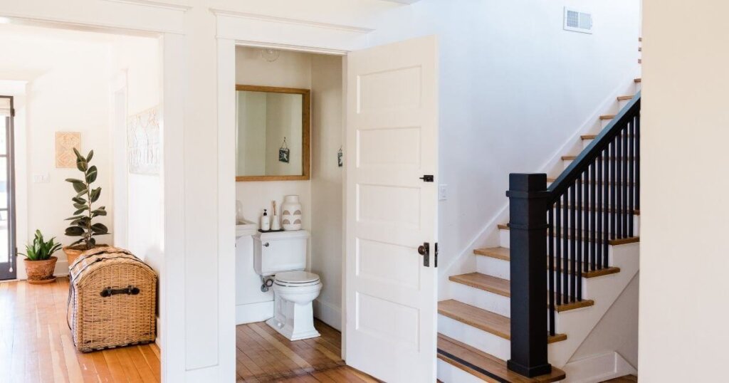 Why Sell Your House Fast for Cash Might Be the Worst Decision You Make