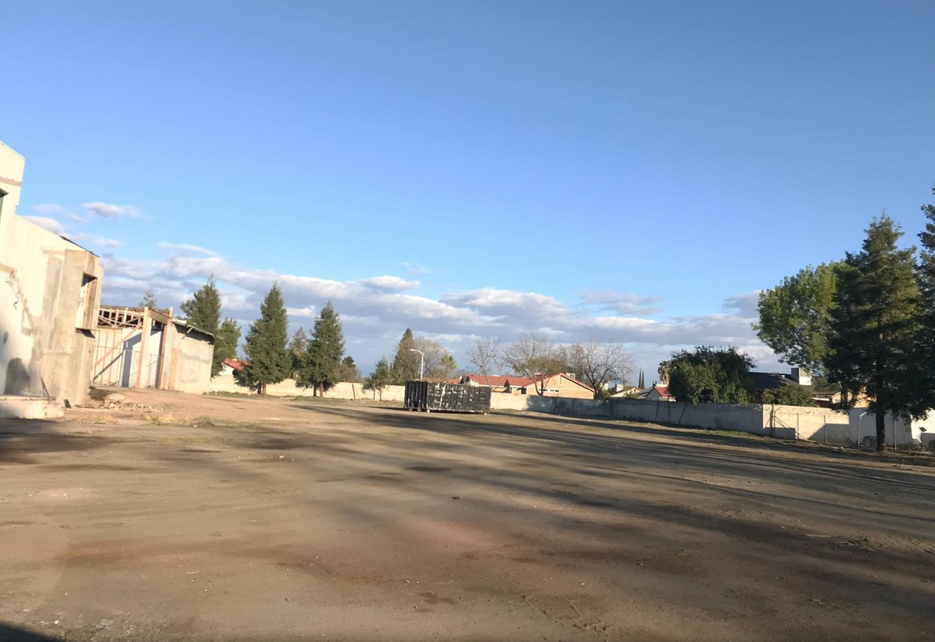 1200 N Cain Street, Visalia, CA Capitol Real Estate Group, LLC