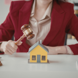 Do I Need Legal Help to Sell My Home Bellevue 