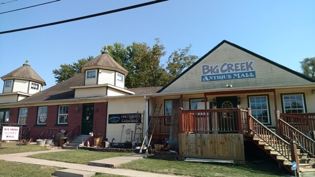 Antique store with Big Creek sign