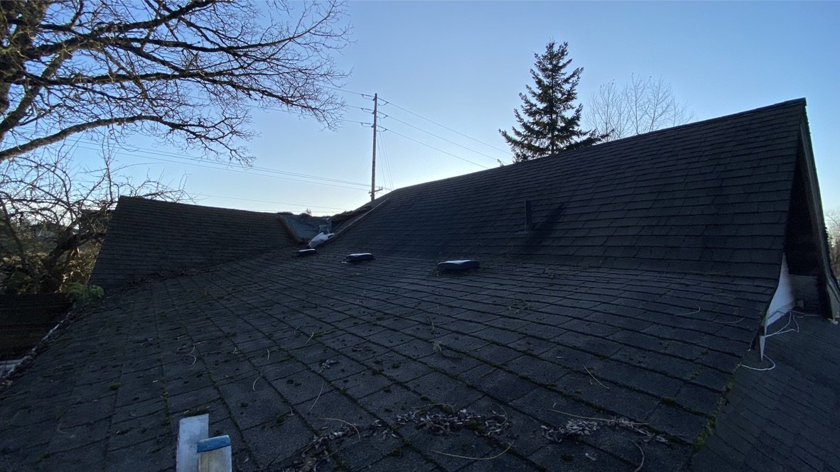 Buckley wa investment property for sale roof