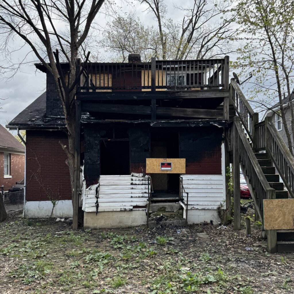Sell a fire damaged house in Louisville