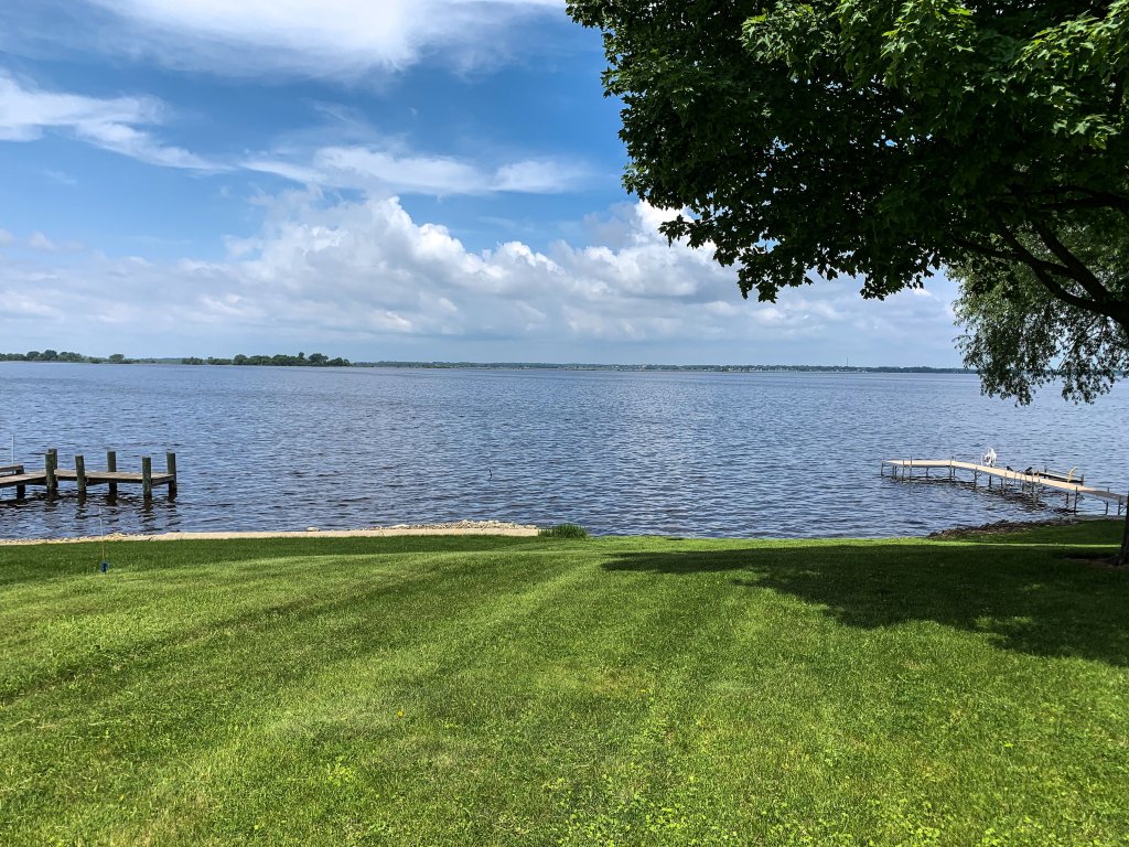 homes for sale on lake winnebago