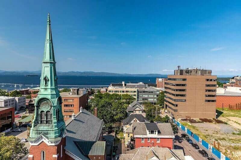 76 Saint Paul St APT 8SE, Burlington, VT 05401