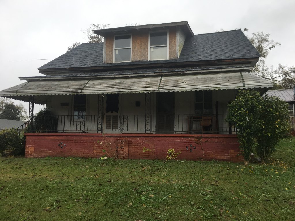 Sell-A-House-In-Any-Condition-in-Greenville
