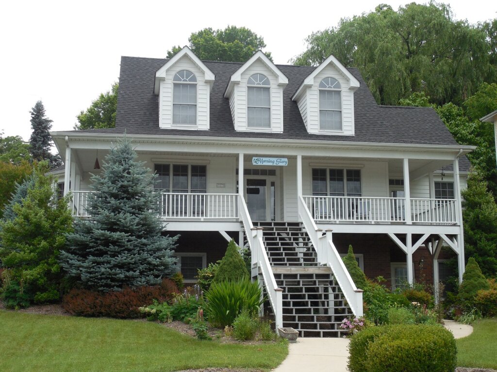 What to expect when you put your property in Pensacola for sale