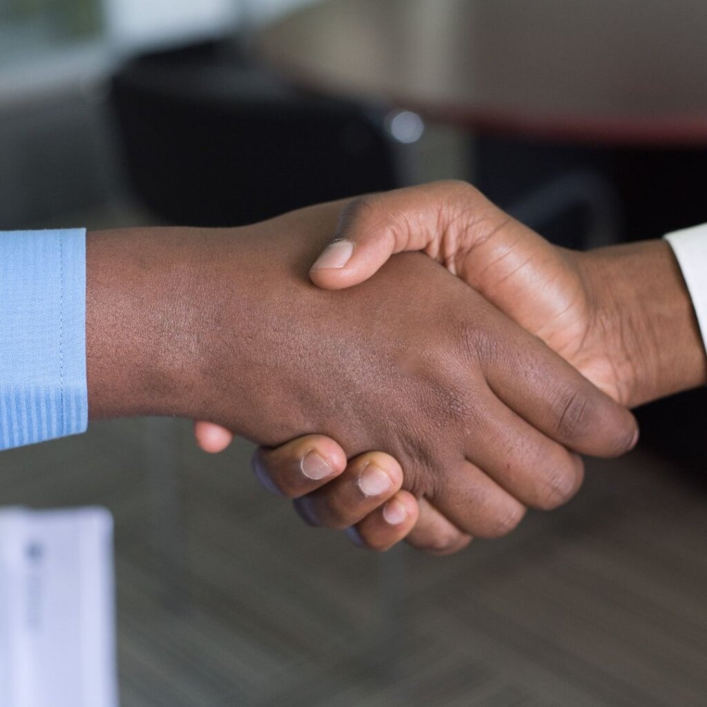 Professional Home Buyer in Pensacola vs. an iBuyer