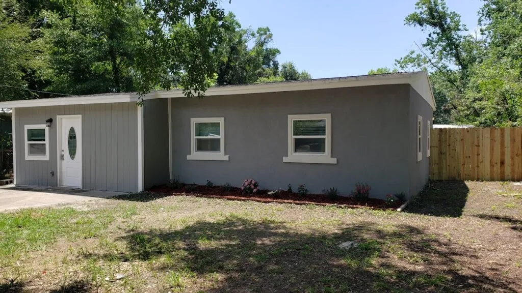 The new photo for the house at 21 Pen Haven Dr