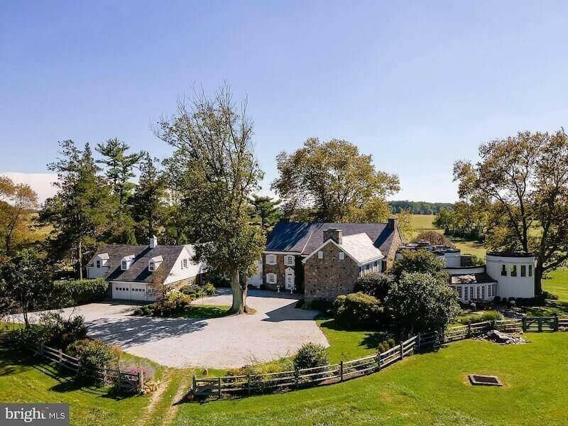 912 Providence Rd, Newtown Square, PA 19073