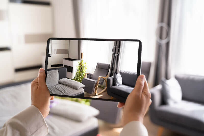 seller doing a virtual tour of her house