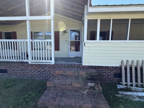 Front of 306 Linen Ln, Goldsboro, NC