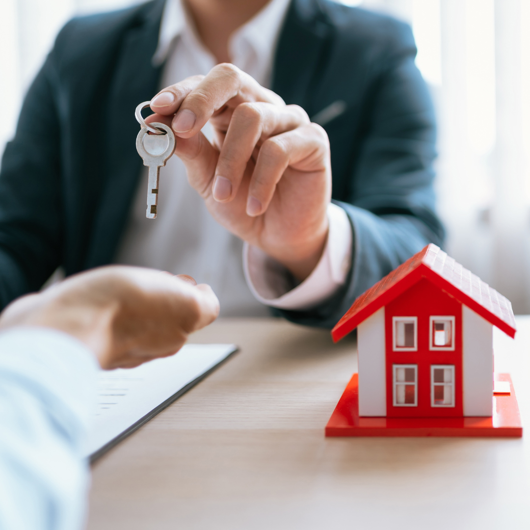 3 Clever Ways to Sell a House With Tenants in North Carolina