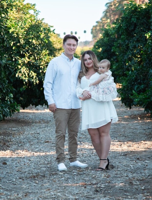 pat with his wife