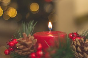 4 Disadvantages of Selling a House During the Holiday Season
