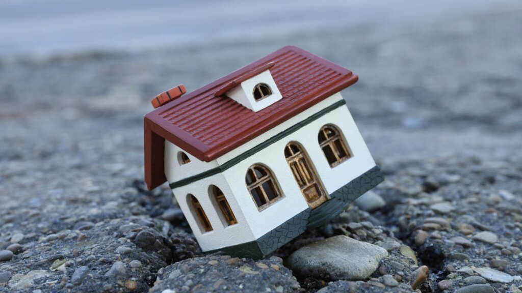 Selling a House with Foundation Issues in Summerville, SC