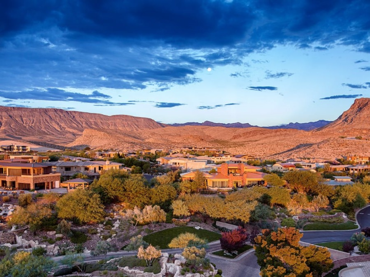 Las Vegas, NV Zip Code Page - Overview of Summerlin - Gr8housebuyers - 36.207539,-115.268154