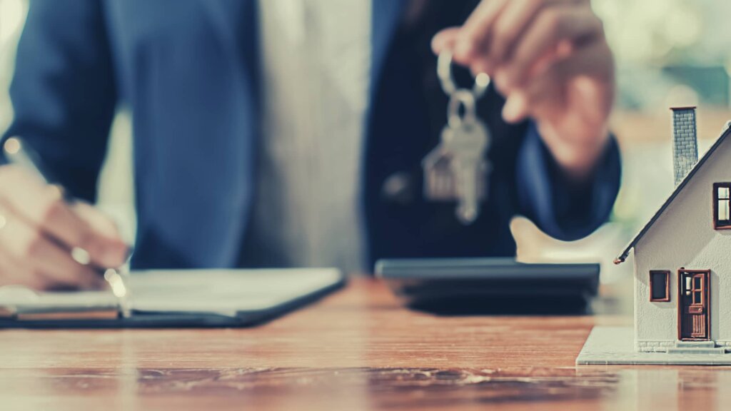 10 Questions you should ask a real estate agent before hiring