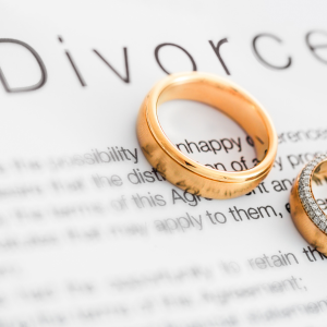 How to Sell Property When Divorcing in Alaska