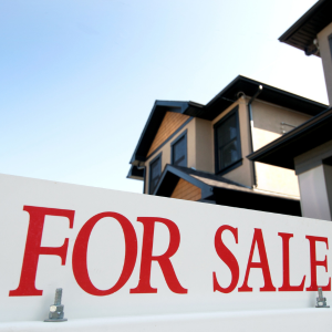 How to Handle an Unsellable Home In Alaska