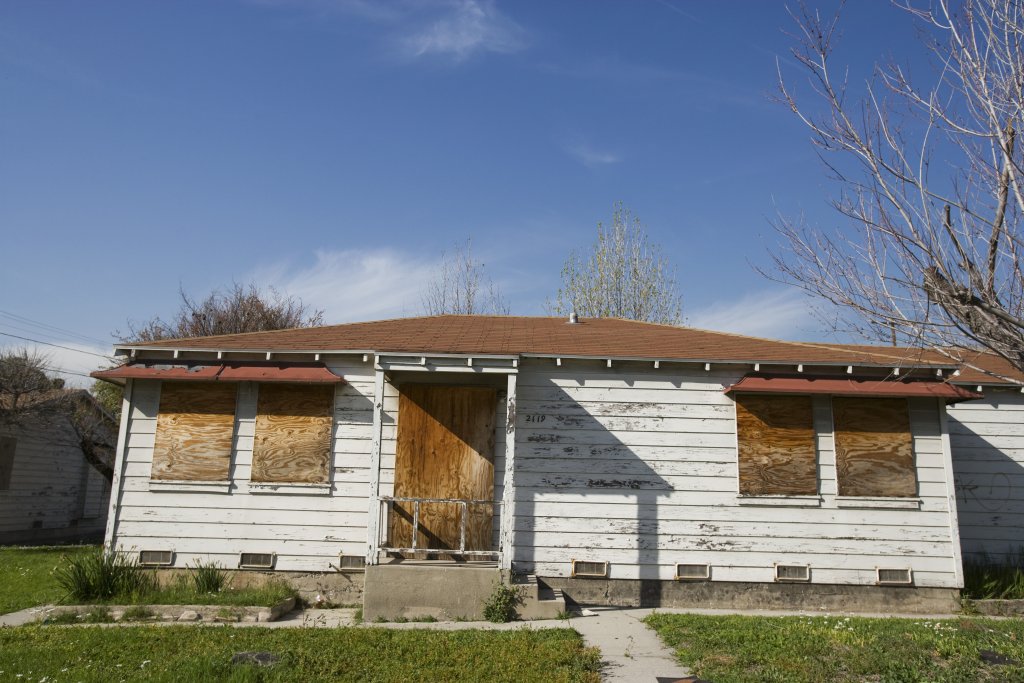 how-to-sell-your-damaged-house-in-Greenville