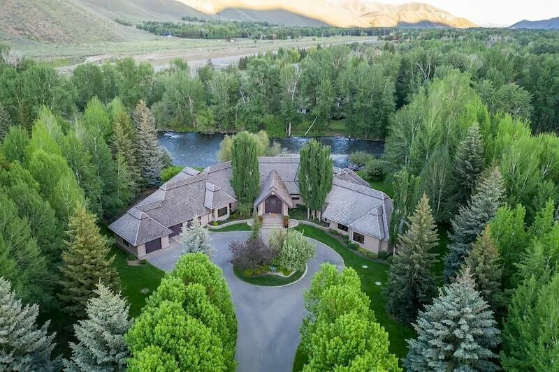 130 Golden Eagle Dr S, Blaine County, ID 83333