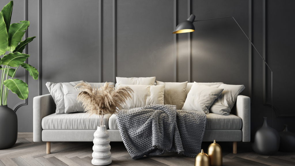 Secret Agent Hacks For A Fast Sale in Port-Elizabeth