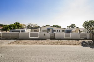 Secret Agent Hacks For A Fast Sale in Port-Elizabeth
