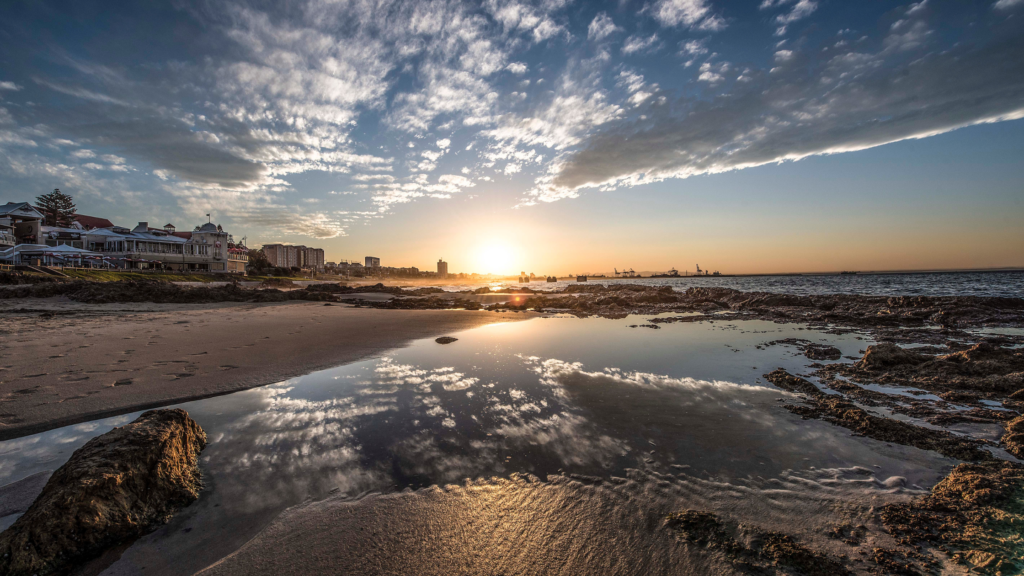 https://www.portelizabethpropertysales.co.za/go/sell-your-home-with-a-top-market_city-real-estate-agent/