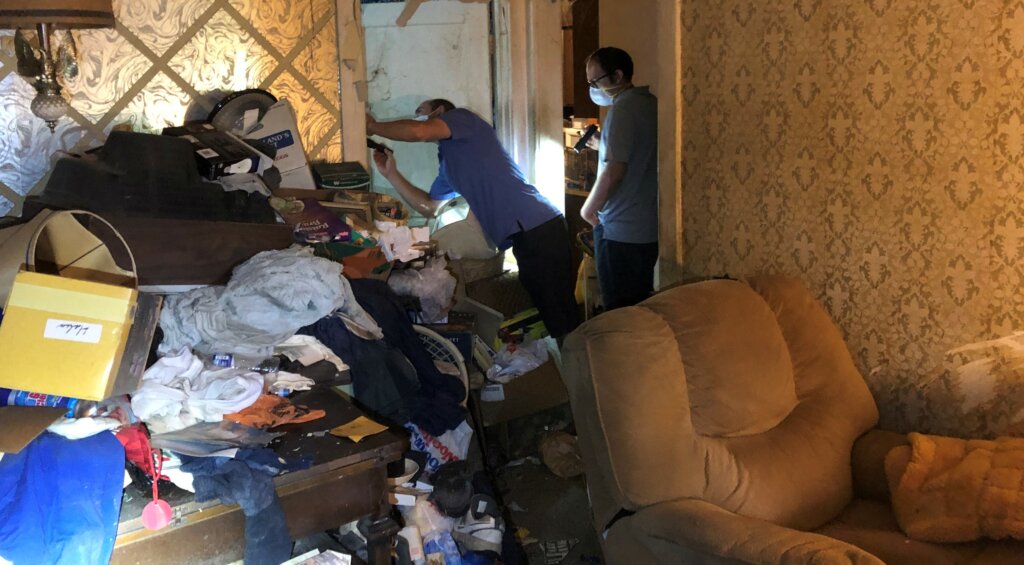 We Buy Messy Houses omaha