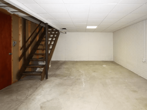620 W A (Basement 1)