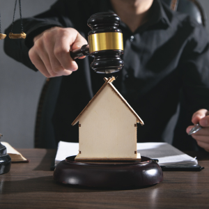 Can You File a Lien on a Home In Missouri
