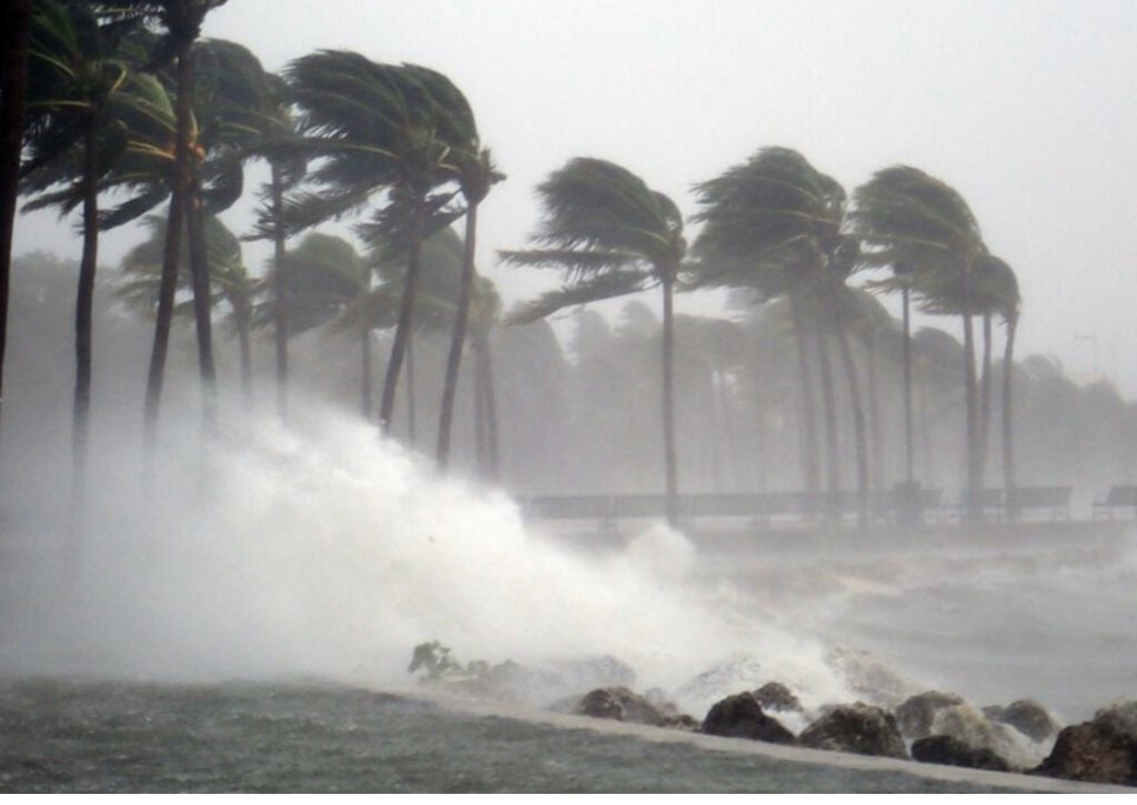 Sell My Hurricane Damaged Home Tampa, FL We Buy Houses Fast For Cash!