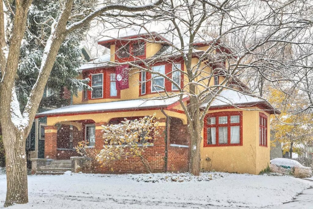 Victorian House in the winter