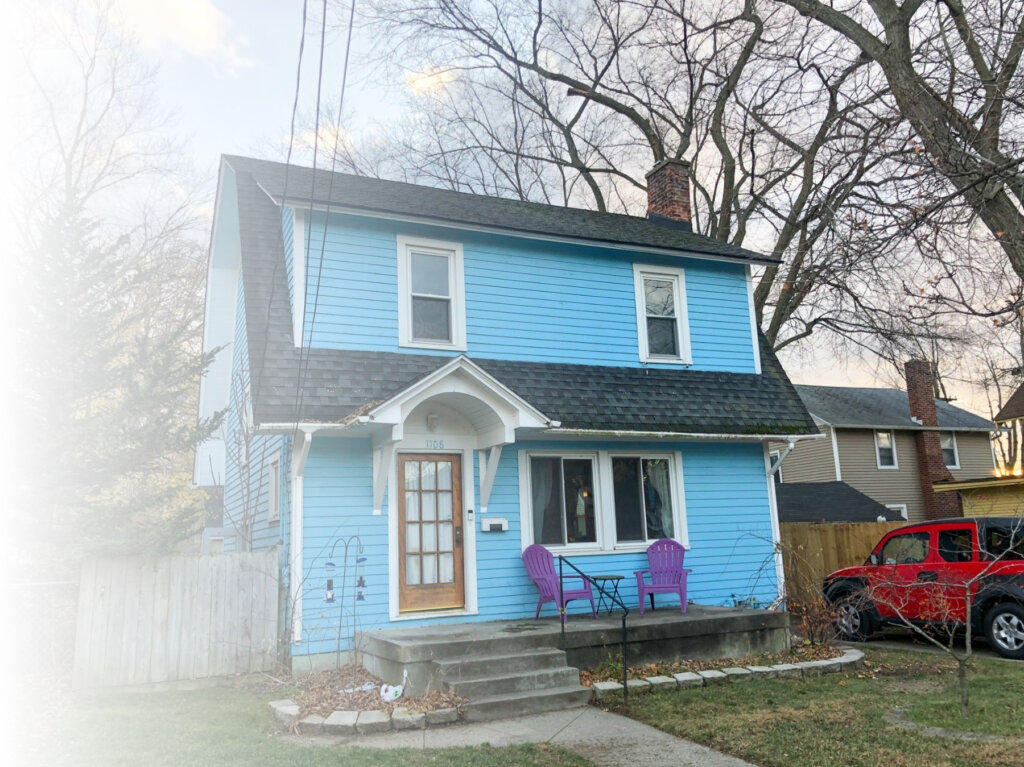 Blue house in Grand Rapids