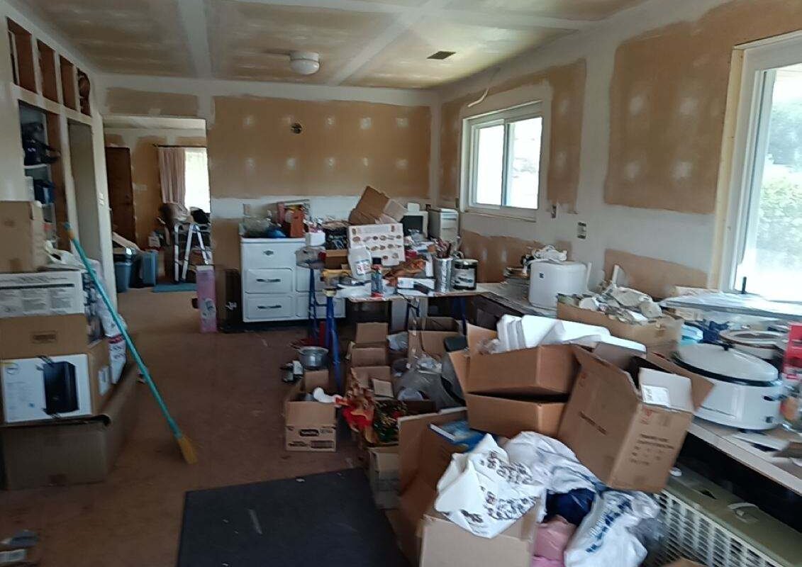 Home in Carbon county that Utah Close Fast Cash Home Buyers, LLC. purchased to clean out and renovate.