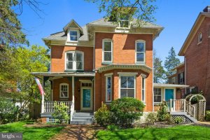 We Buy Houses West Chester PA | Sell My House Fast | Trusted Local Cash Buyers