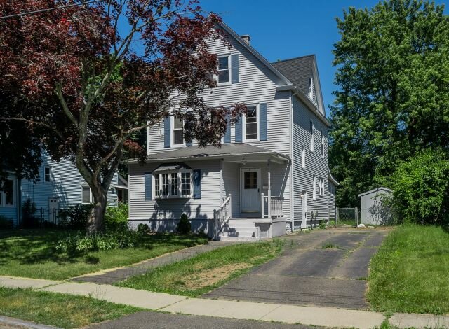 Selling A House in Springfield MA and Moving Out Of State