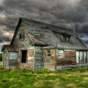 Guide to Selling a Condemned House in Michigan